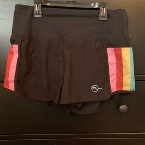 Maven Thread black/rainbow shorts
